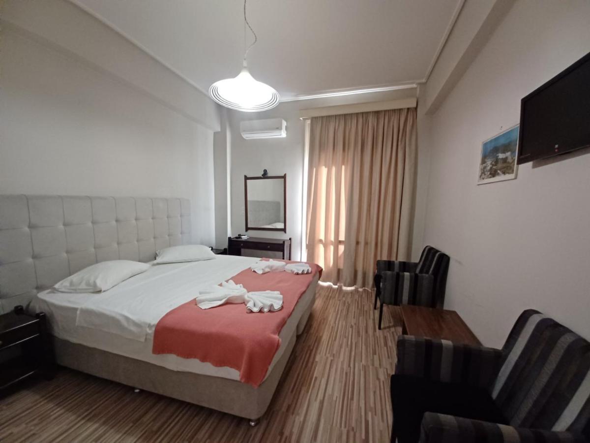City Center Hotel Kalamáta Kültér fotó