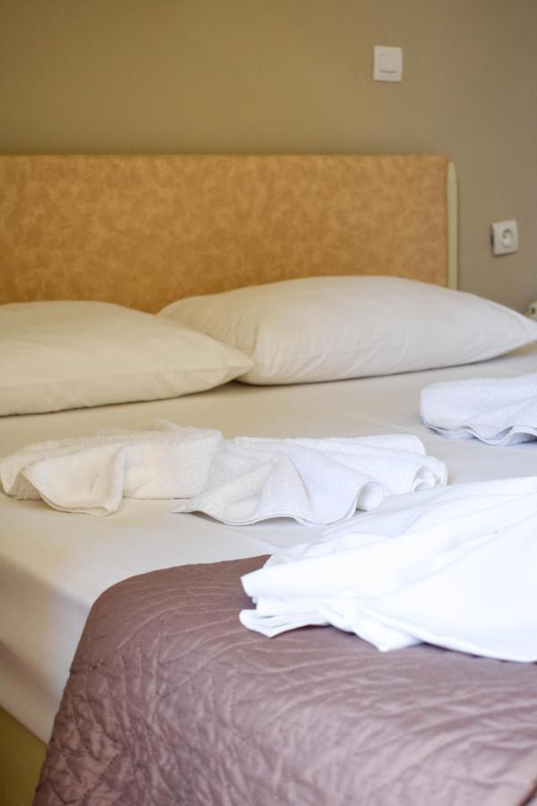 City Center Hotel Kalamáta Kültér fotó