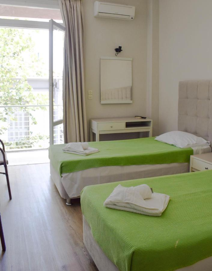 City Center Hotel Kalamáta Kültér fotó